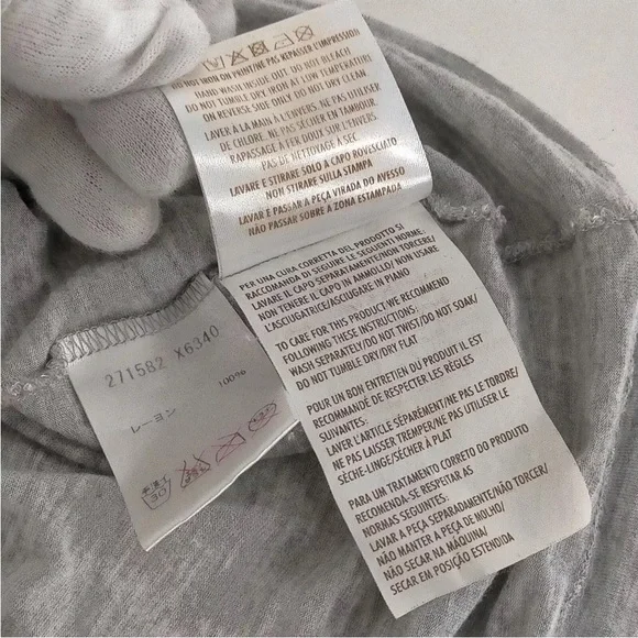 Gucci Gray & Pink Logo Top - Size XS - Picture 9 of 9